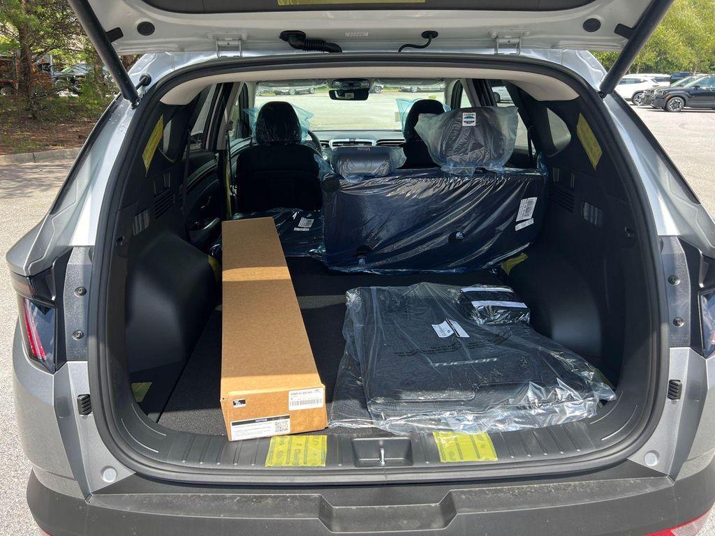 new 2024 Hyundai TUCSON Hybrid car, priced at $38,584