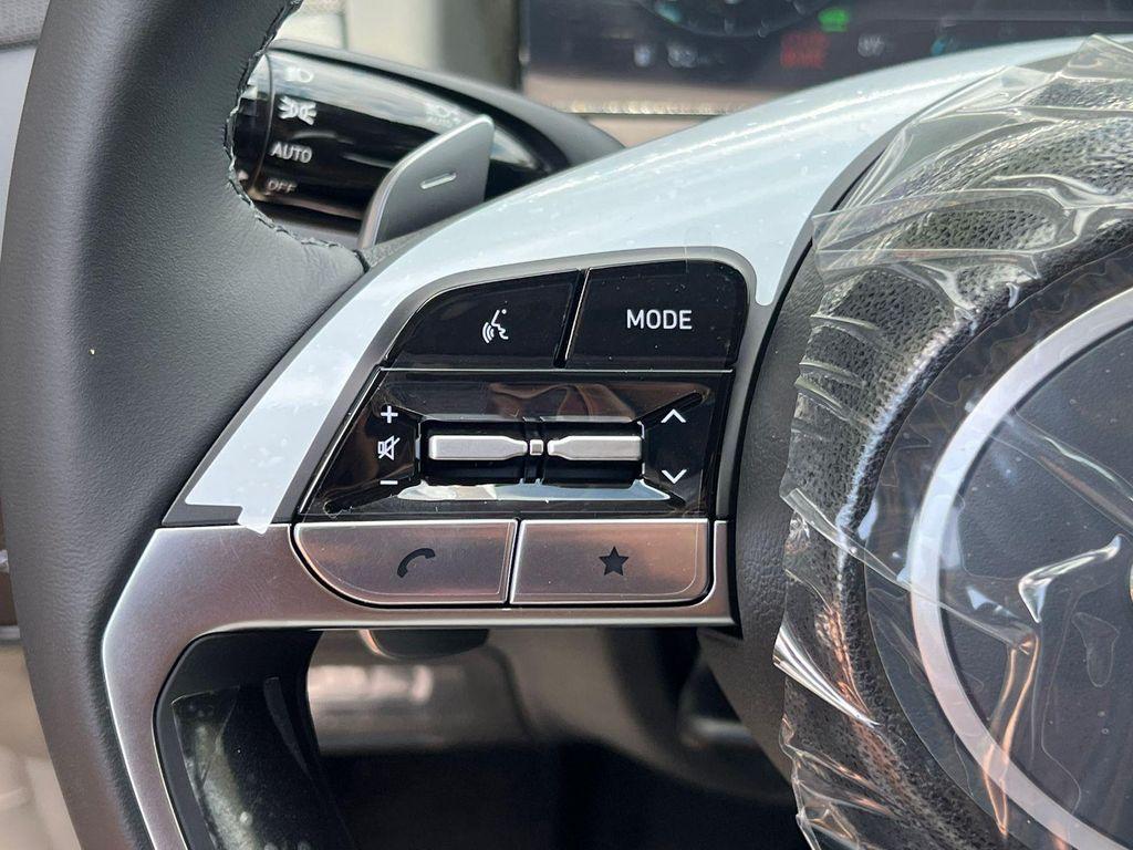 new 2024 Hyundai TUCSON Hybrid car, priced at $38,584