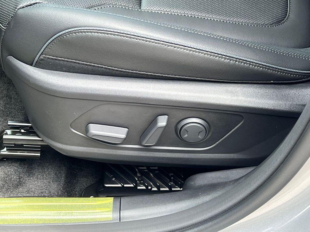 new 2024 Hyundai TUCSON Hybrid car, priced at $38,584