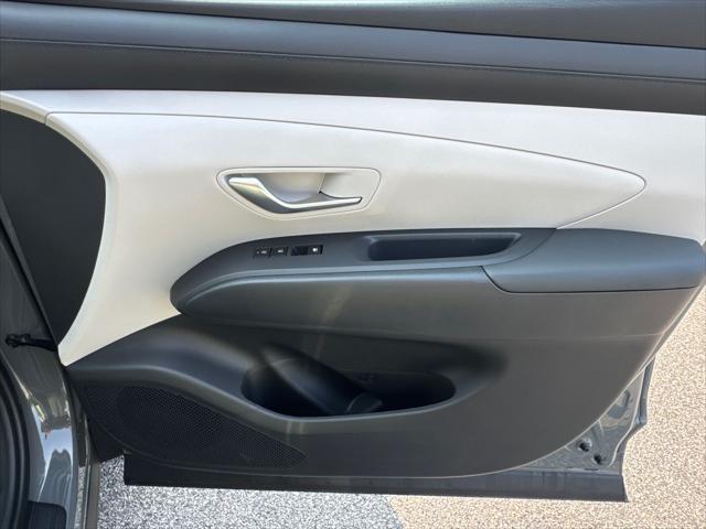 new 2025 Hyundai Tucson car, priced at $28,568