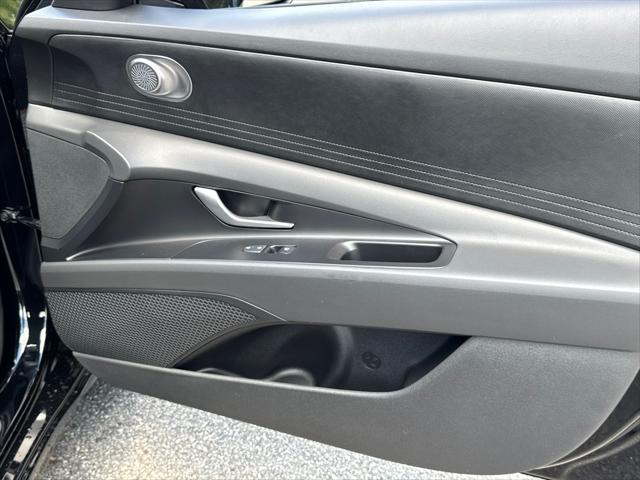 new 2025 Hyundai ELANTRA HEV car, priced at $24,580