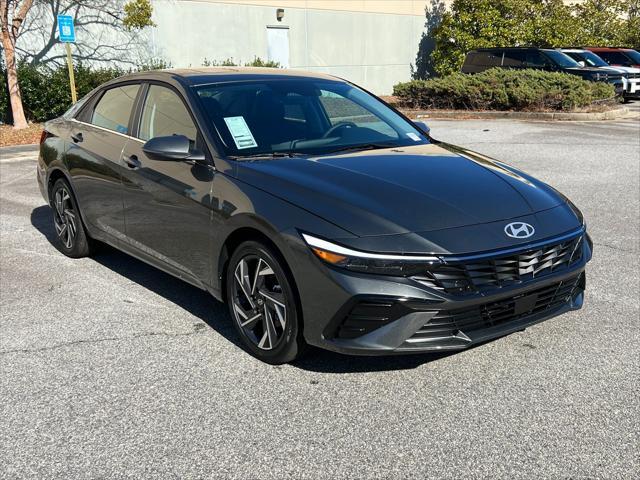 new 2025 Hyundai Elantra car, priced at $29,602