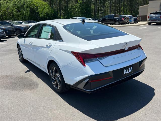 new 2024 Hyundai Elantra car, priced at $22,243