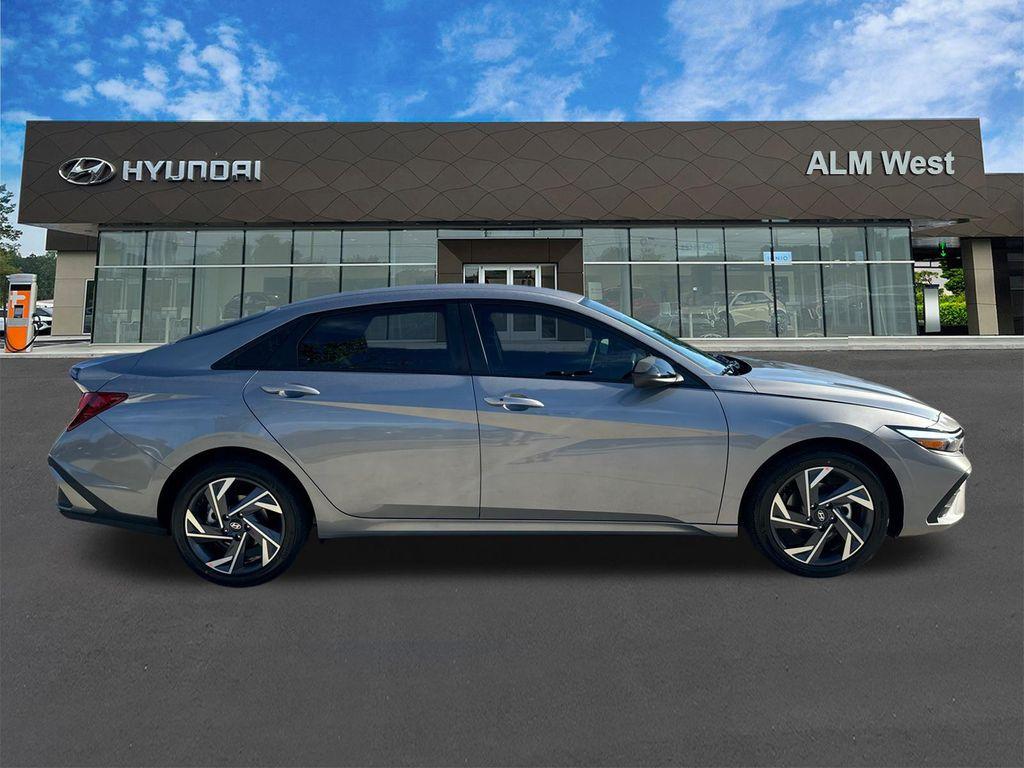 new 2025 Hyundai Elantra car, priced at $21,188