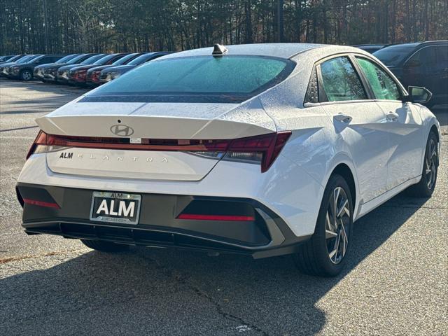 new 2025 Hyundai Elantra car, priced at $22,162