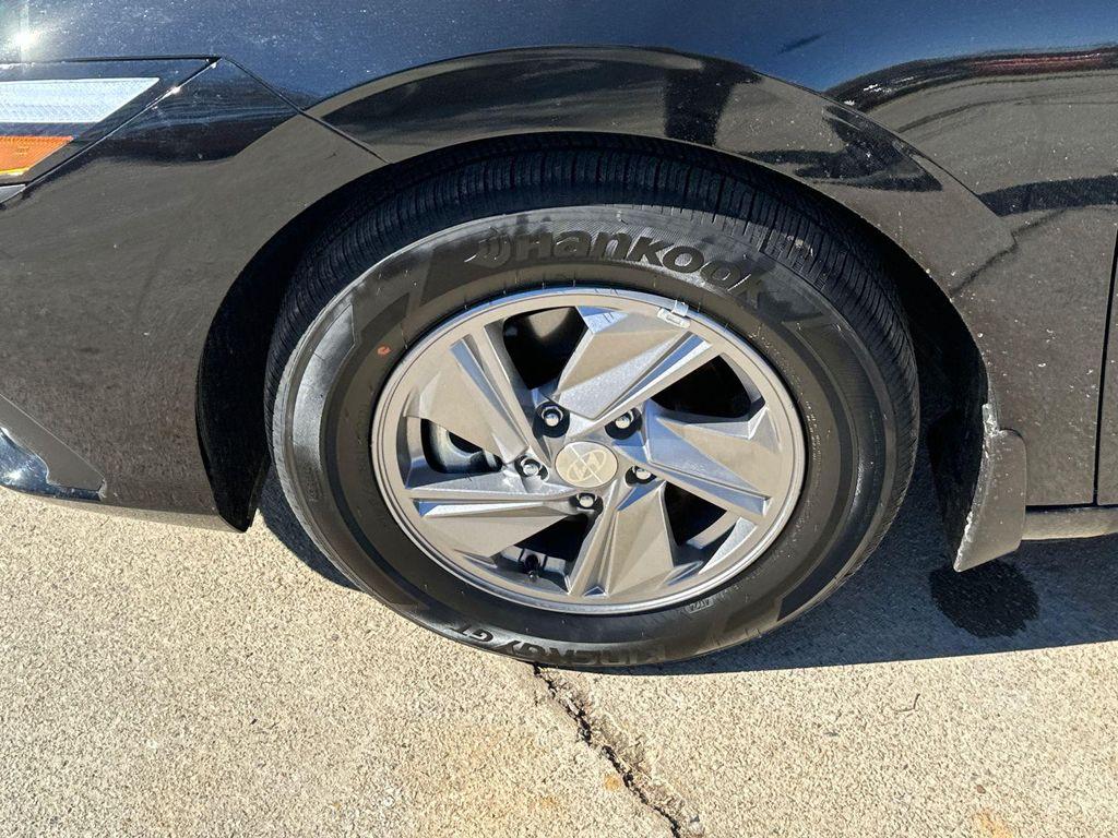 new 2025 Hyundai Elantra car, priced at $22,755