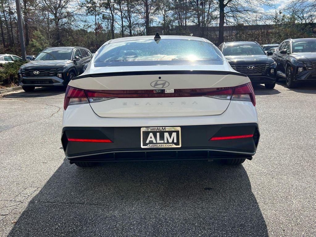 new 2025 Hyundai Elantra car, priced at $23,613