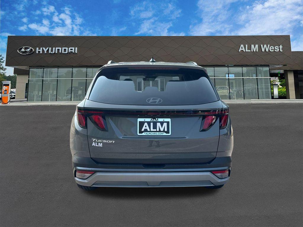 new 2025 Hyundai Tucson car, priced at $26,158