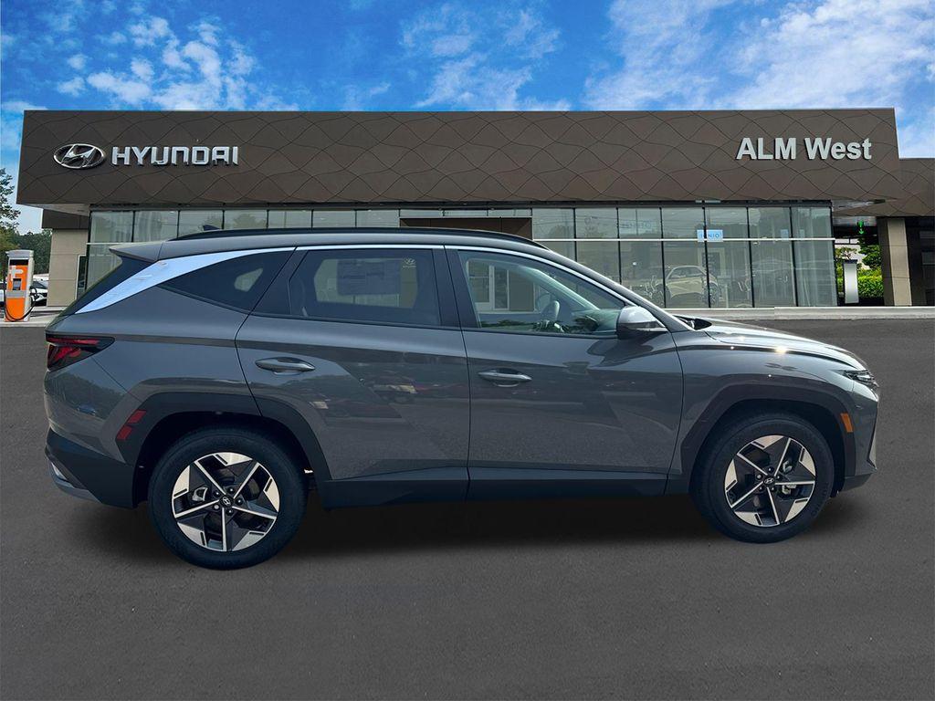 new 2025 Hyundai Tucson car, priced at $26,158