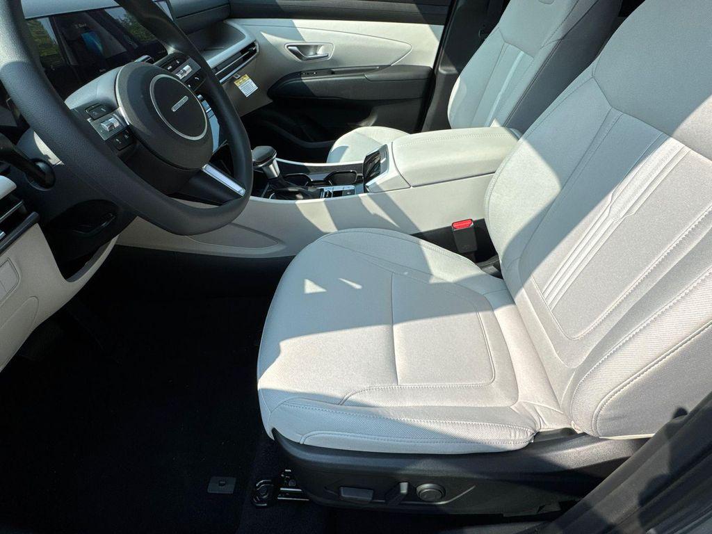 new 2025 Hyundai Tucson car, priced at $26,158