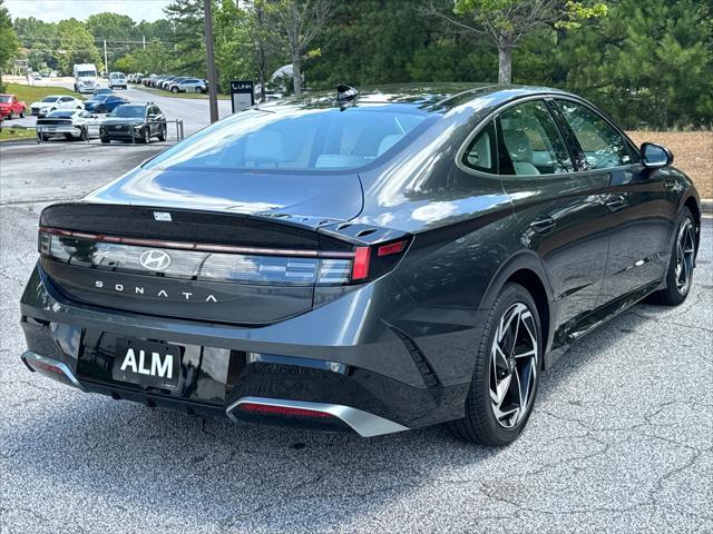 new 2024 Hyundai Sonata car, priced at $28,075