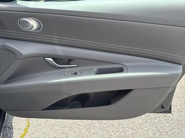 new 2025 Hyundai Elantra car, priced at $23,125