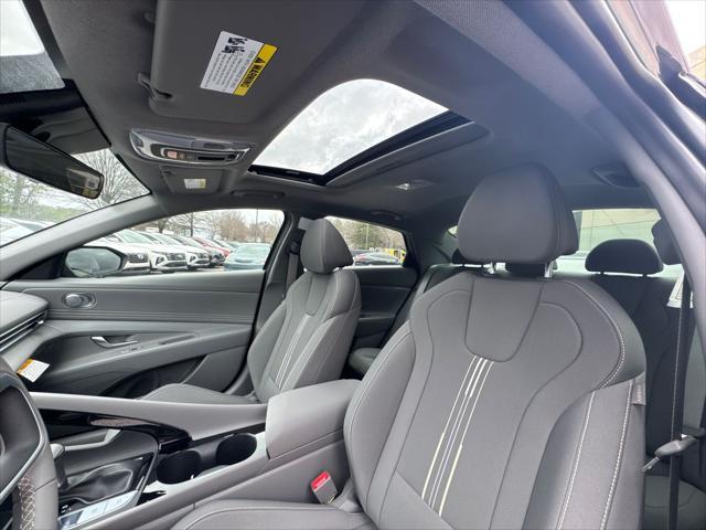 new 2025 Hyundai Elantra car, priced at $25,318