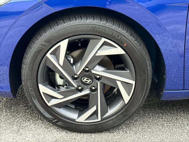 new 2025 Hyundai Elantra car, priced at $23,122