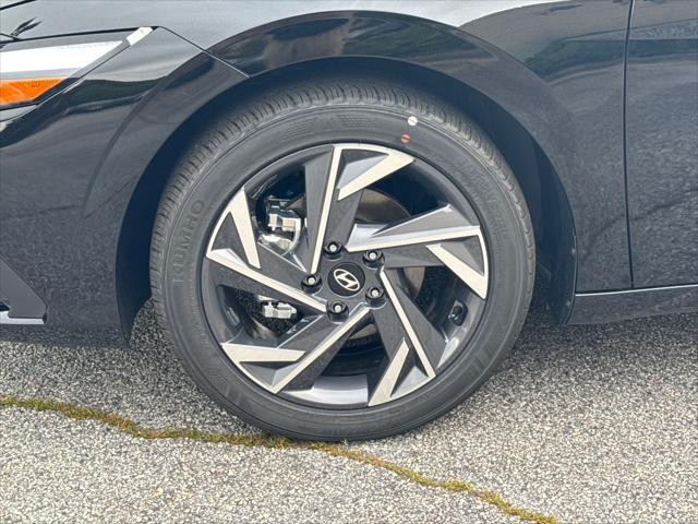 new 2025 Hyundai Elantra car, priced at $23,127