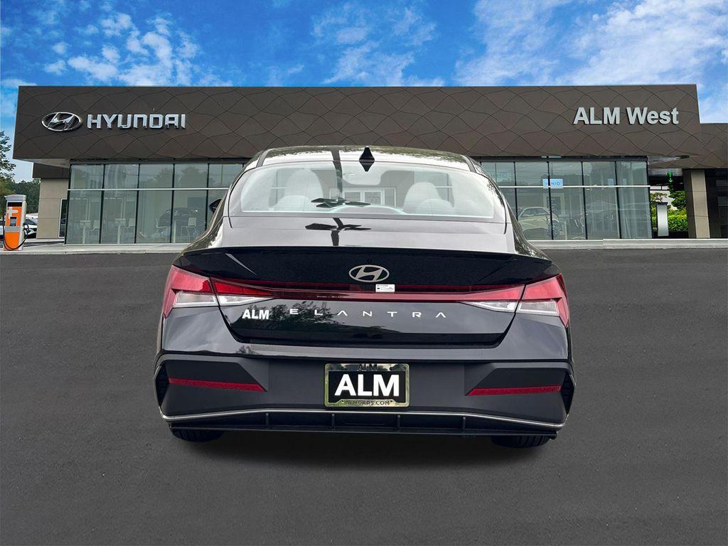 new 2025 Hyundai Elantra car, priced at $21,189