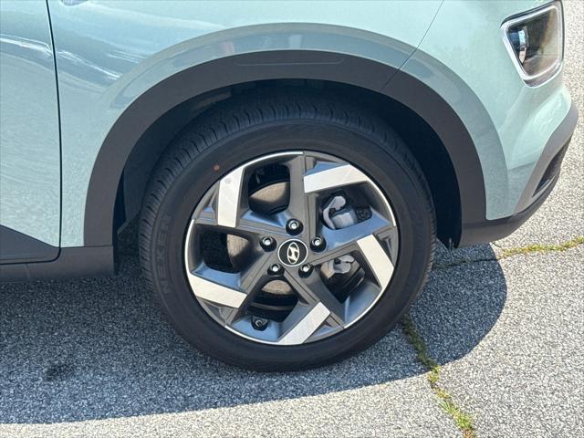 new 2025 Hyundai Venue car, priced at $24,072