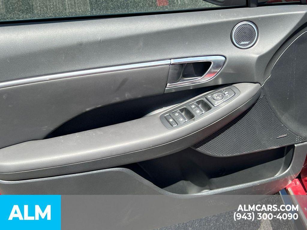 used 2023 Hyundai Sonata Hybrid car, priced at $20,860