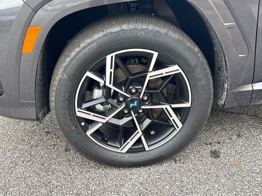 new 2025 Hyundai TUCSON Hybrid car, priced at $36,574