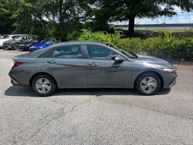 new 2025 Hyundai Elantra car, priced at $22,655