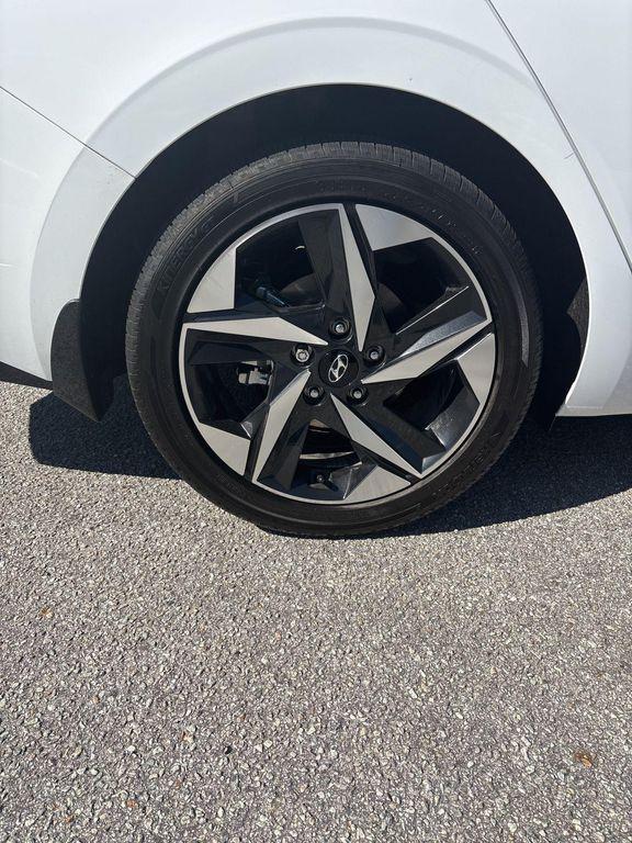 used 2022 Hyundai ELANTRA HEV car, priced at $22,120