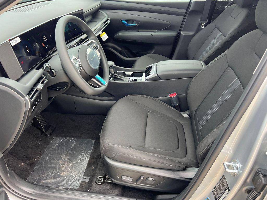 new 2025 Hyundai Tucson car, priced at $26,166