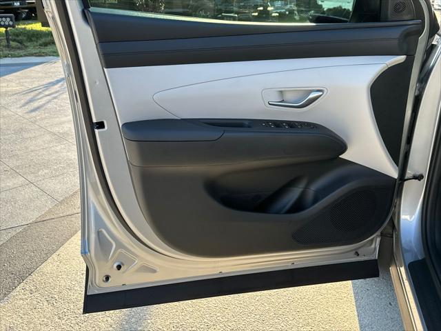 new 2025 Hyundai Tucson car, priced at $30,100