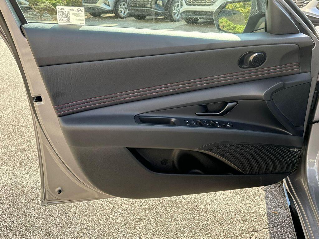 new 2025 Hyundai Elantra car, priced at $29,160