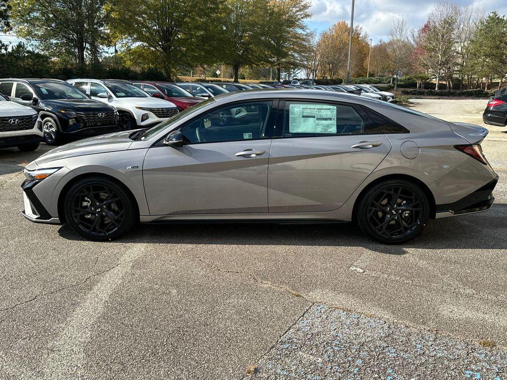 new 2025 Hyundai Elantra car, priced at $29,160