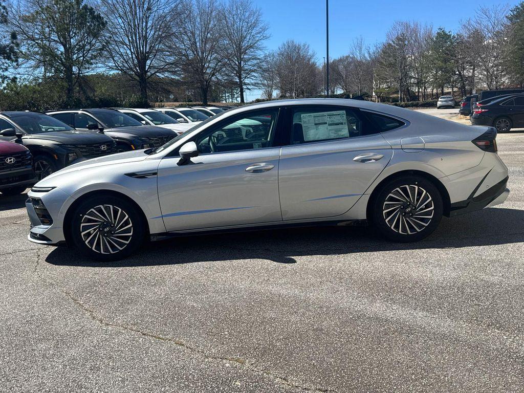 new 2025 Hyundai Sonata Hybrid car, priced at $36,042