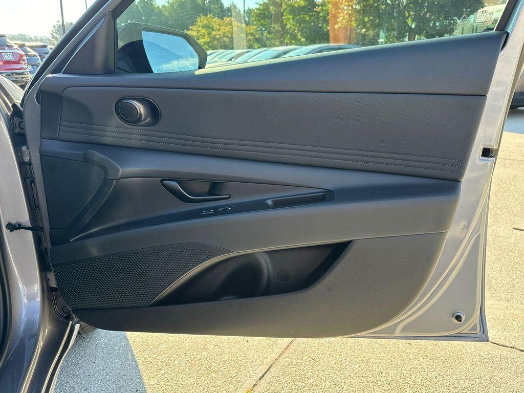 new 2025 Hyundai Elantra car, priced at $23,704