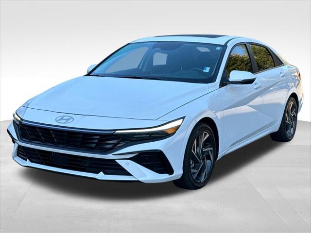 new 2024 Hyundai Elantra car, priced at $26,655