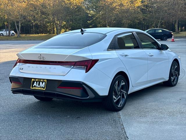 new 2024 Hyundai Elantra car, priced at $26,655