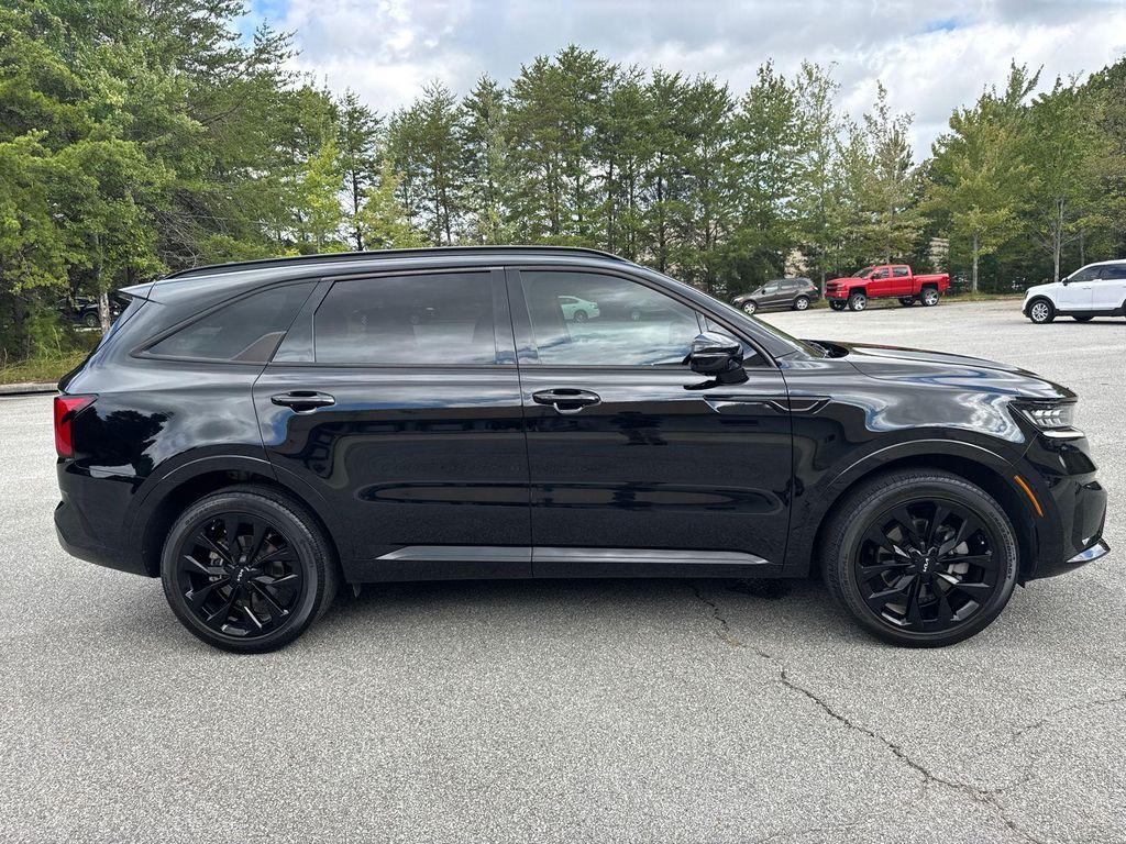 used 2023 Kia Sorento car, priced at $30,920