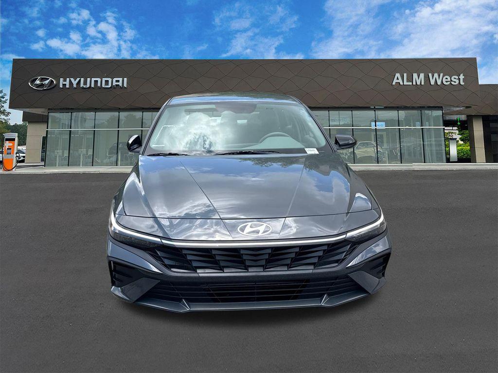 new 2025 Hyundai Elantra car, priced at $21,185