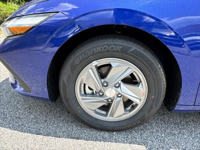 new 2025 Hyundai Elantra car, priced at $22,640