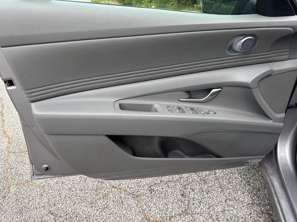 new 2025 Hyundai Elantra car, priced at $22,668