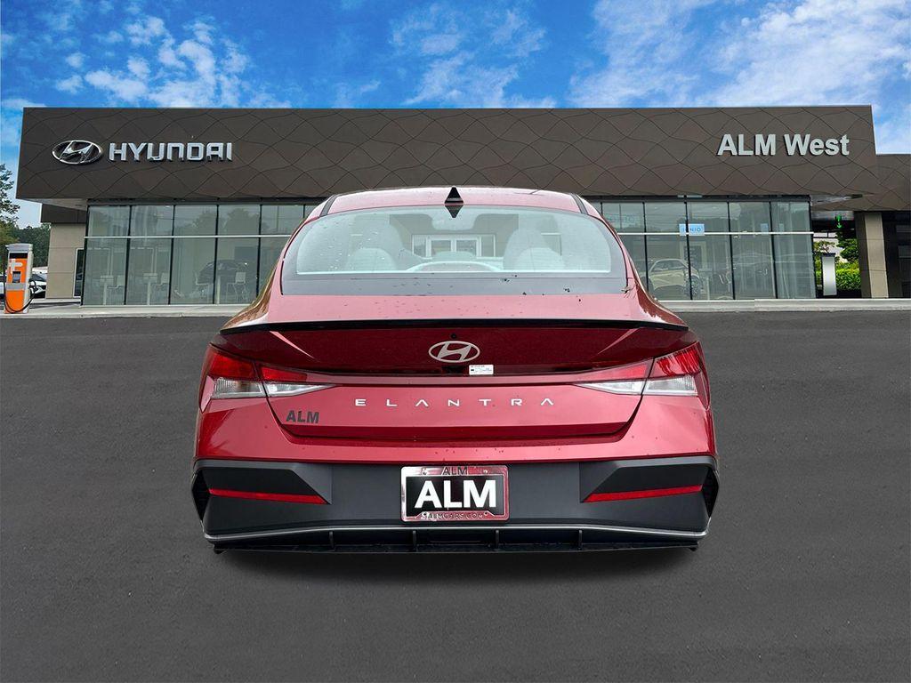 new 2025 Hyundai Elantra car, priced at $21,639