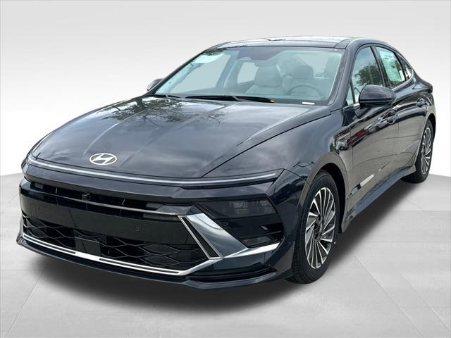 new 2024 Hyundai Sonata Hybrid car, priced at $34,617