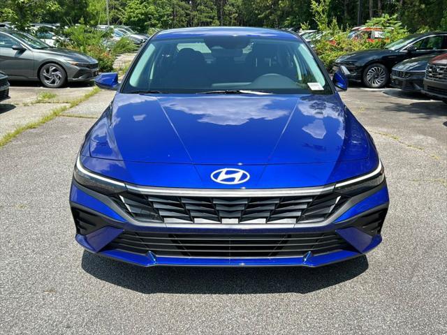 new 2025 Hyundai Elantra car, priced at $22,660
