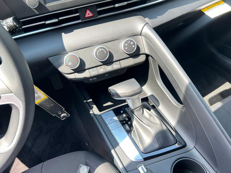 new 2025 Hyundai Elantra car, priced at $22,660