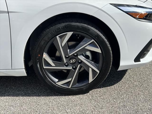 new 2025 Hyundai Elantra car, priced at $23,609