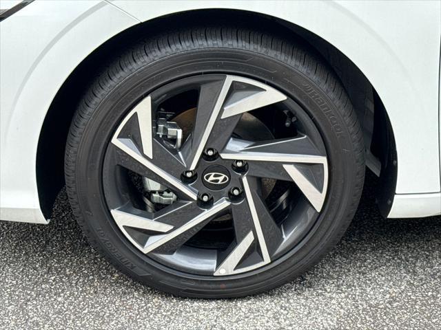 new 2025 Hyundai Elantra car, priced at $24,187