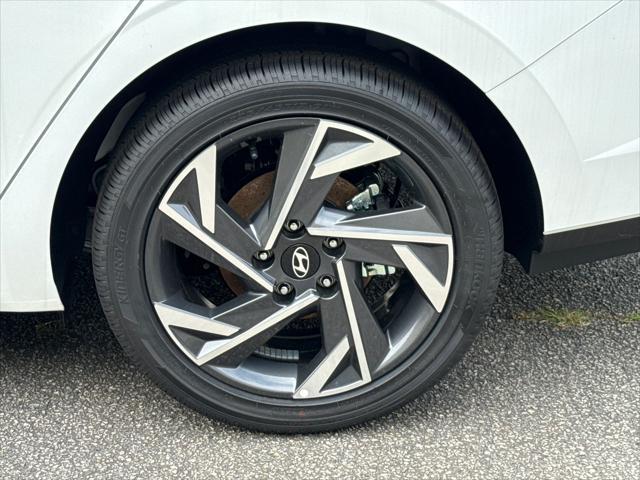 new 2025 Hyundai Elantra car, priced at $24,187