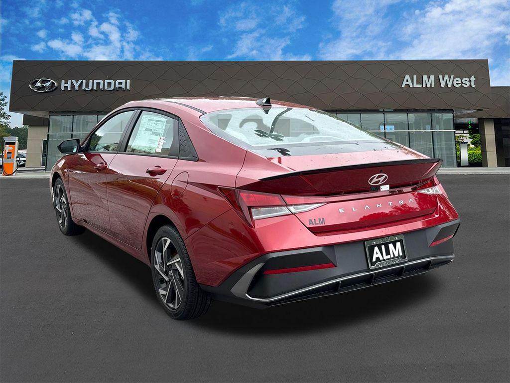 new 2025 Hyundai Elantra car, priced at $21,623