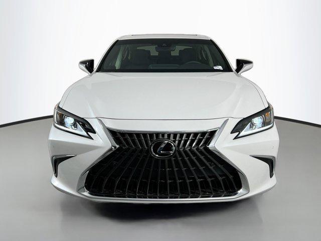 new 2024 Lexus ES 300h car, priced at $46,126