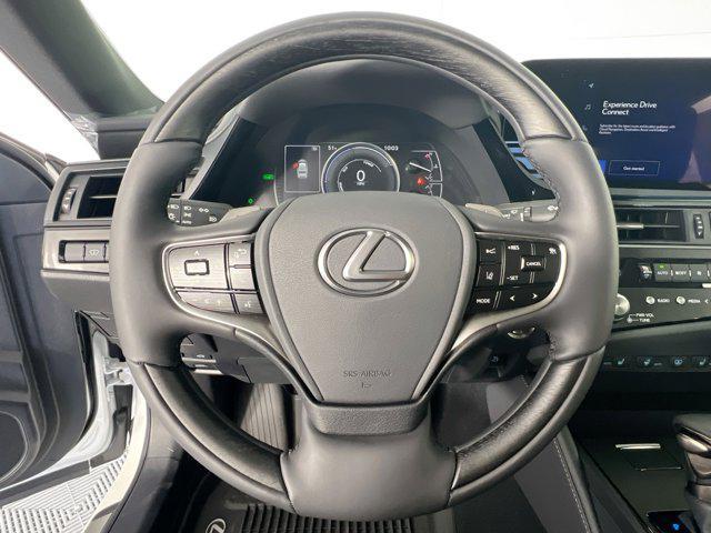 new 2025 Lexus ES 300h car, priced at $56,964