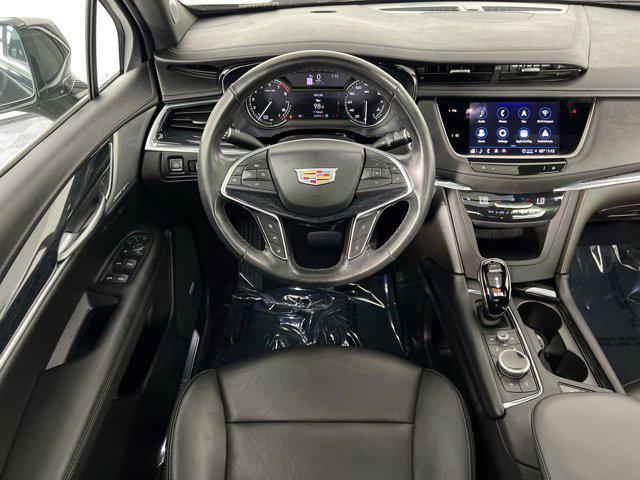 used 2023 Cadillac XT5 car, priced at $31,991