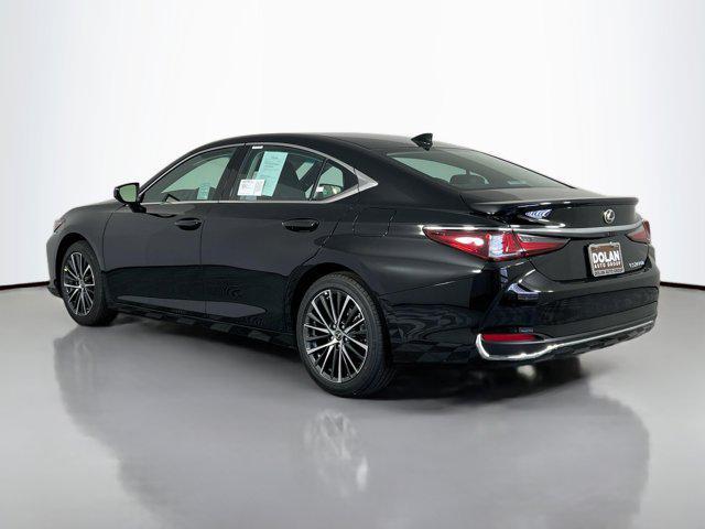 used 2025 Lexus ES 300h car, priced at $46,981