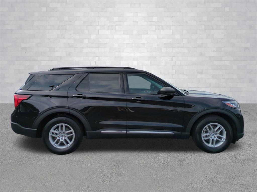 new 2025 Ford Explorer car, priced at $39,264